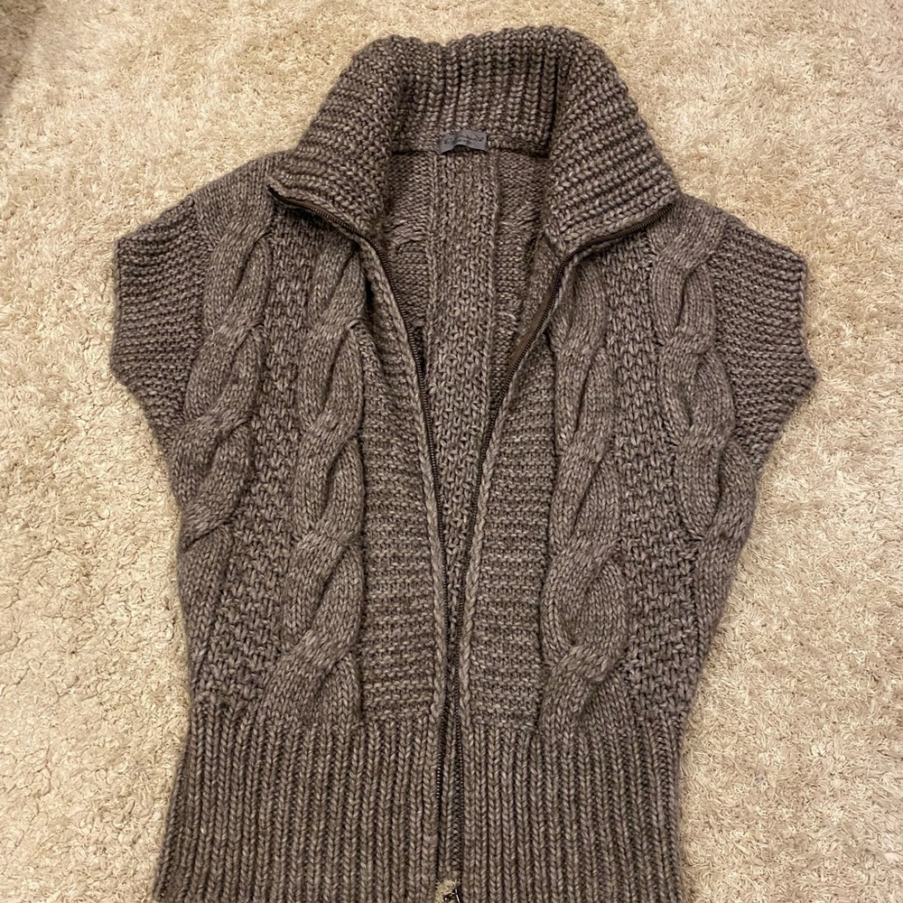 Elsamanda sweater vest.  Made in Italy